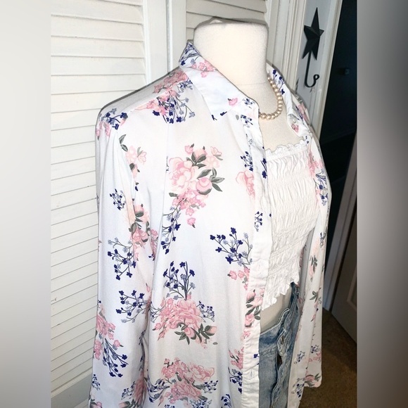 H&M White button down floral print long sleeve shirt Women’s Size 14 - Picture 4 of 11